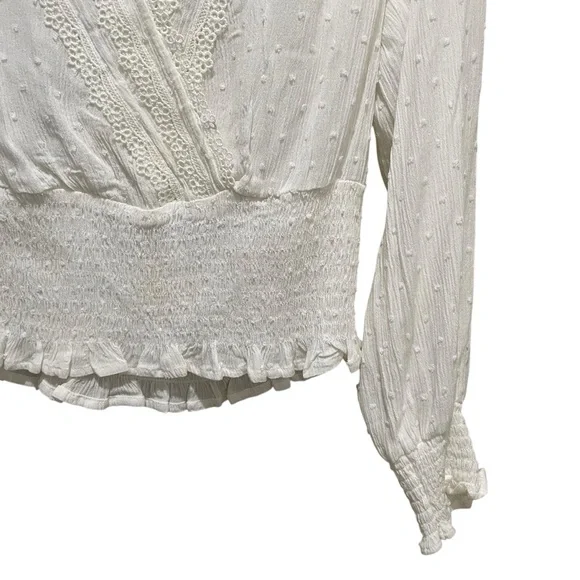 SELF E White Lace Trim Smocked Waist Blouse Size Large - Picture 6 of 9